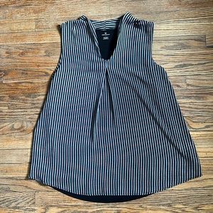 Worthington sleeveless blouse